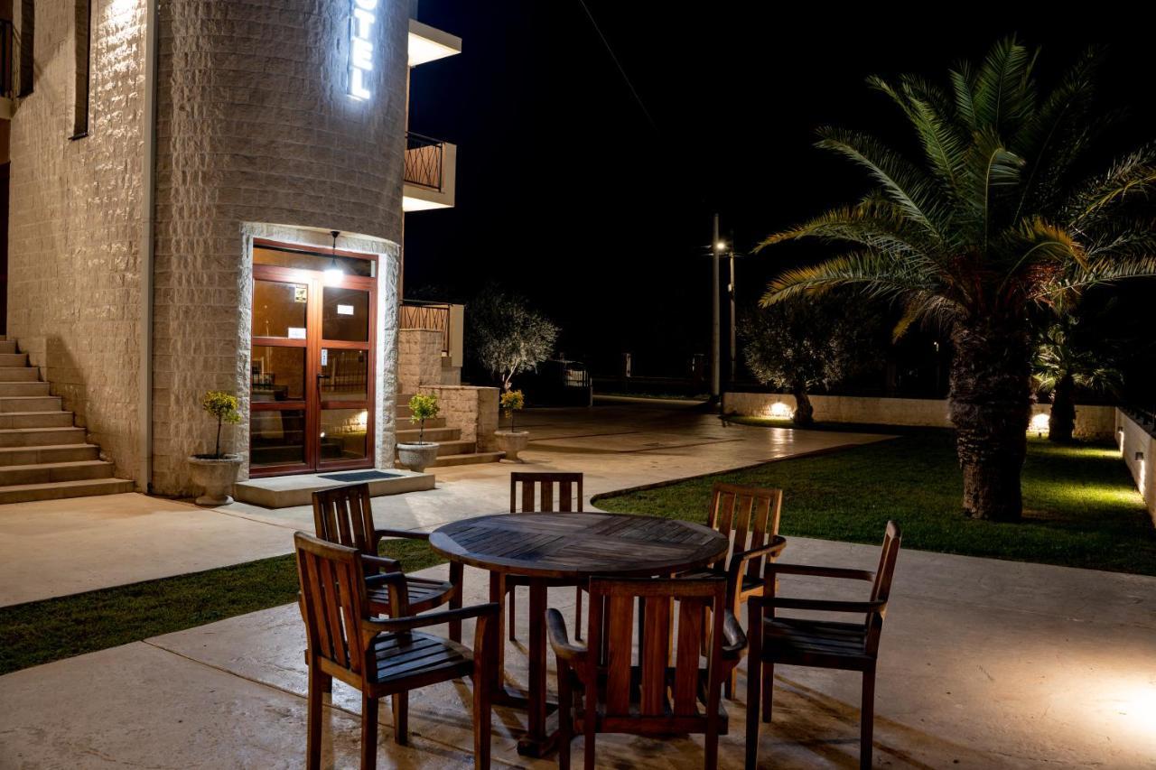 Motel Zeta Lux Mitrovici (Podgorica) Exterior foto